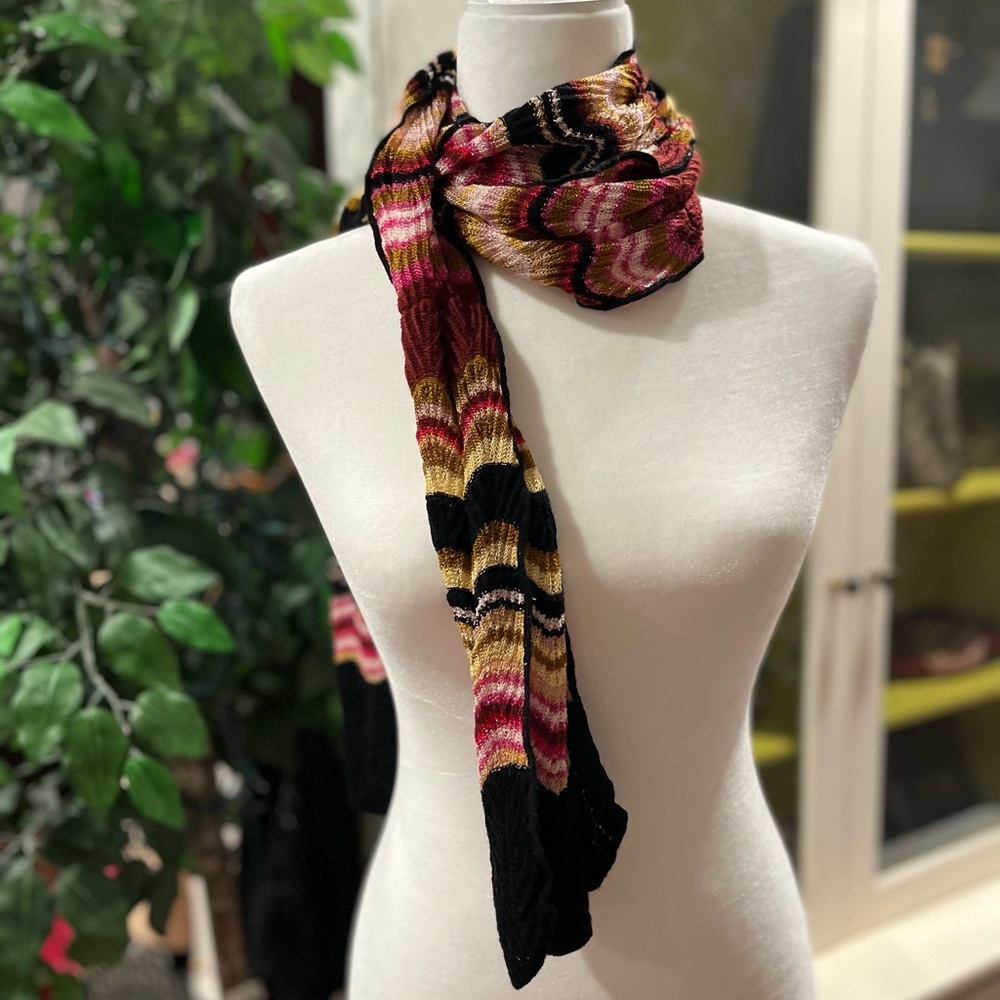 Missoni scarf - Picture 5 of 9
